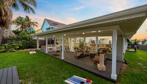 Oceanfront Cocoa Beach Vacation Home Private Beach, Tiki Bar & Family Fun - Foto 3