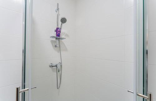 Flex SelfCheckIns 138 - Zagreb - Bedroom - Parking - Loggia - Foto 26