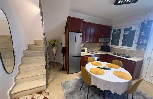 Nadya Holiday Home - Photo 36