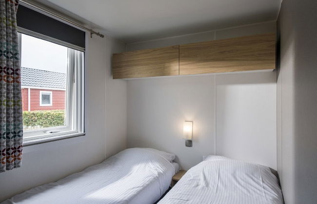 Chalet With Terrace at the Lake and Beach - Foto 2