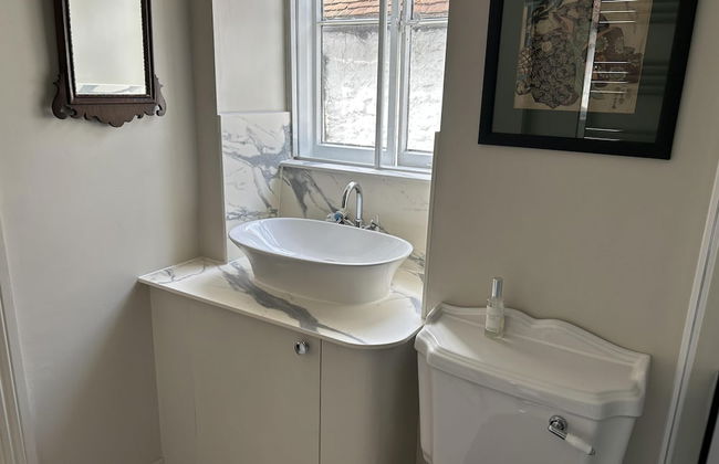 Petworth Cottage-sleeps 6-pet Friendly-central - Foto 16