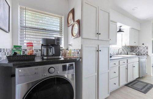 Guadalupe Bluff Farmhouse - Foto 19