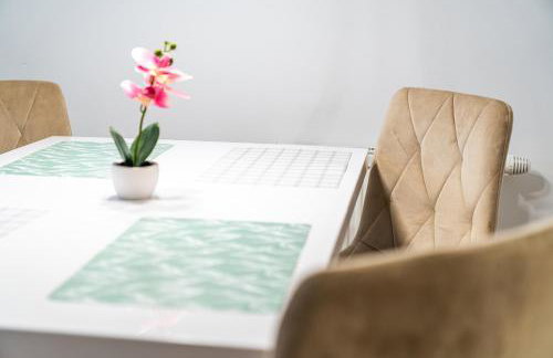 Flex SelfCheckIns 170 - Zagreb - Bedroom - Parking - Loggia - Foto 25