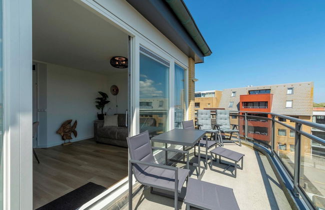 Stylish Couples' Retreat - Photo 11