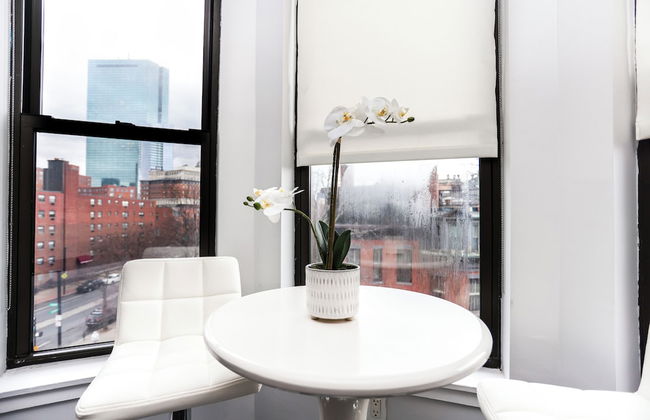 Maverick Suites at 400 Columbus Ave - Foto 70