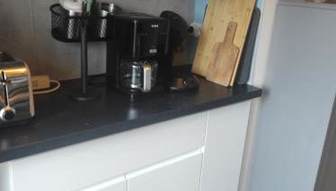 Le Jules Guesde, Appart traversant, 3ch , parking, 2mn à pied métro D Parilly - Foto 3