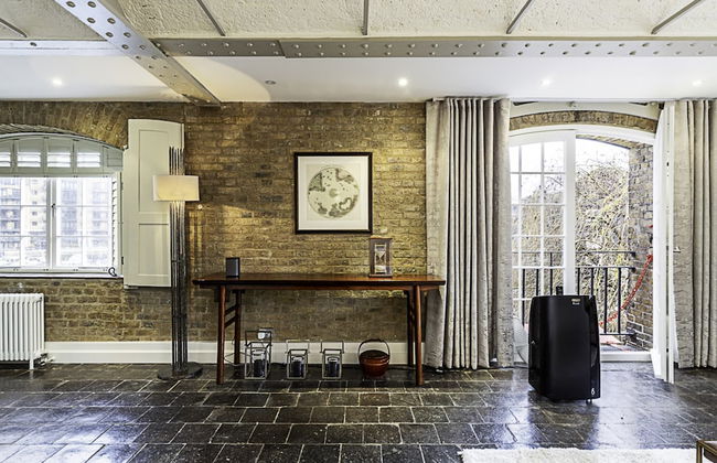 Charming Home in St Katharine Docks - Foto 15