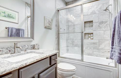 Lakefront Leesville Retreat with Private Dock! - Foto 26