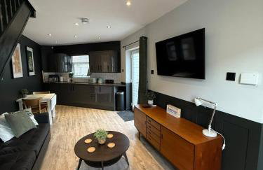 Studio 77 - Stylish 1 Bedroom End Terrace House - Foto 1