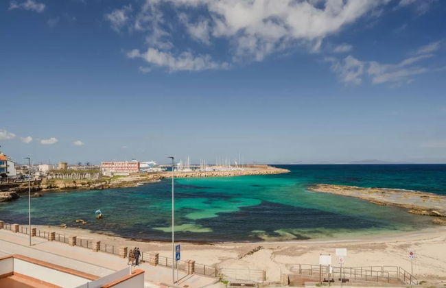 Breathtaking Seaview Apartment in Porto Torres - Foto 17