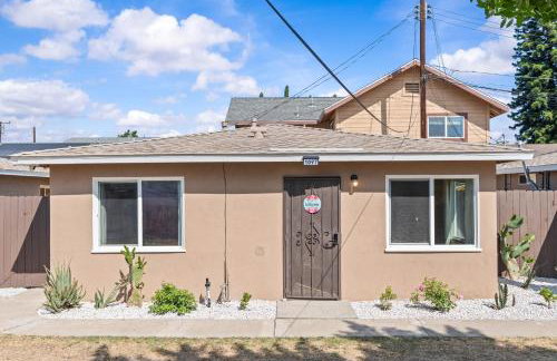 20 percent OFF Fully Furnished 2BR in Prime Tustin - Foto 26