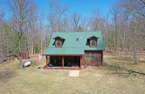 Cozy 3-Bedroom Retreat in Manistee - Foto 1