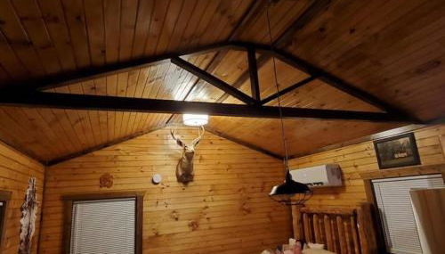 Wooden Rustic Cabin Great for Outdoor Activities in Liberty, Kentucky - Foto 3