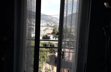 Bilocale in palazzo quinto piano con ascensore - Foto 5