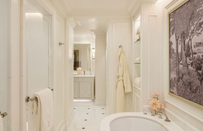 Four Seasons Hotel George V - Photo 66