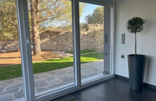 Modern Garden Apartment - City & Mountain View - Foto 31