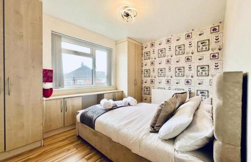 13 Guests - Free Parking - Manchester House - Foto 7