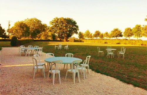 LA CHARMILLE Jolie maison de campagne 15 personnes piscine calme - Foto 2