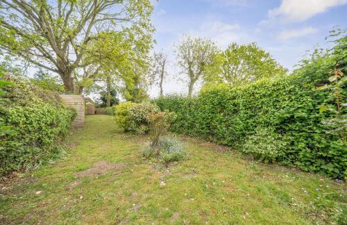 Grasshopper Cottage - Photo 3