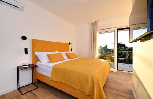 Villa Nostro Porto with pool - Photo 31