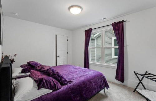 Home Near Lenovo Center and Carter Finley - Foto 6