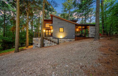 Romantic 1BR Cabin in Broken Bow HotTub, FirePit - Foto 45