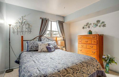 Near Red Rocks, Hiking and Skiing Kittredge Condo! - Foto 15