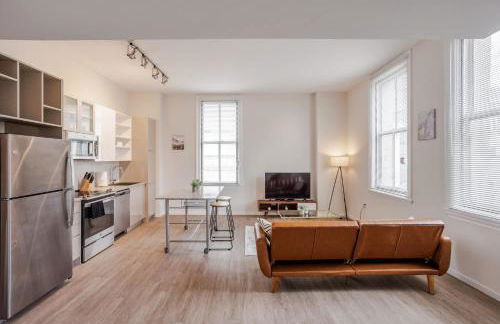 CozySuites at Sky Central - Foto 60