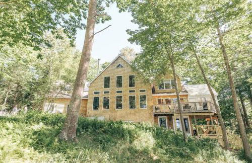 Waterfront, Newly Built, Spacious Apartment! - Foto 15