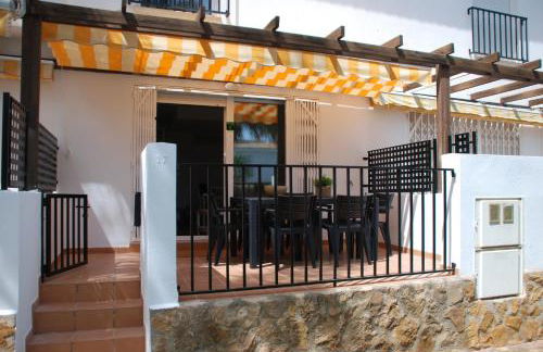 Magnífico Adosado con Piscina en Urb. Palm Beach - Foto 40