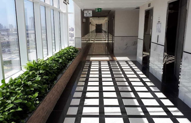 Remarkable 2-bed Apartment in Dubai - Photo 27