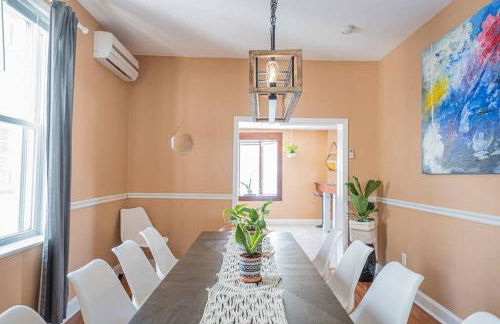 7BR 7BA Big House 1 block from Tropicana and Beach - Foto 51