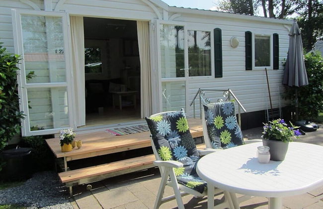 Captivating Chalet with Microwave near Wadden Sea - Foto 13