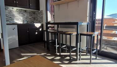 Un Isard au Pied des Pistes - Photo 2