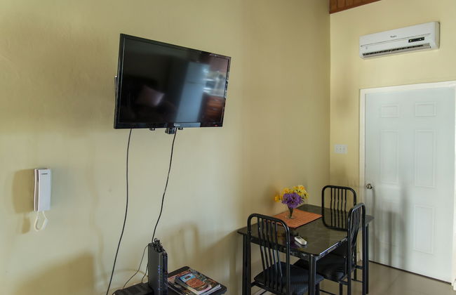 Monimo Ridge Suites - Photo 2