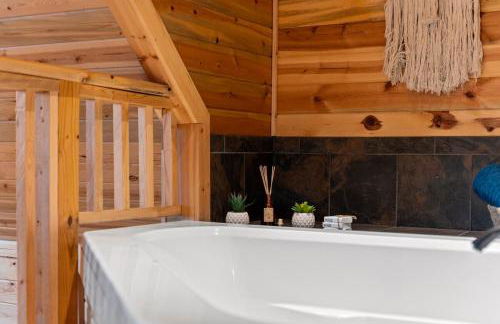 Cabin 2 Peaceful Cabin Near River with Fire Pit and Hot Tub - Foto 18