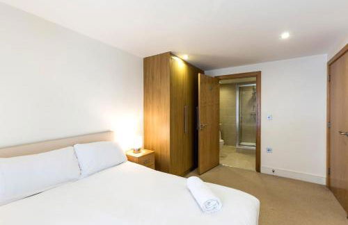 Modern 2 Bed 2 Bath Apartment Hyde Park - Foto 11