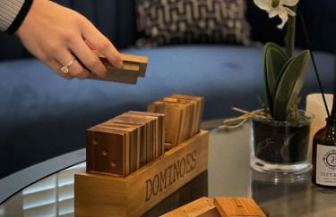 The Penthouse - Allocated Parking with City Views - Foto 16