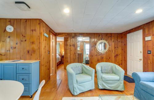Yarmouth Vacation Rental with Deck Near Swan Pond! - Foto 6