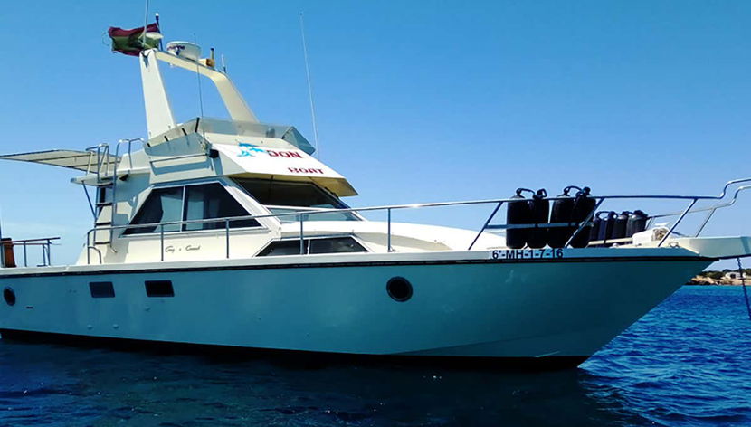 Barco pelo sul de Menorca