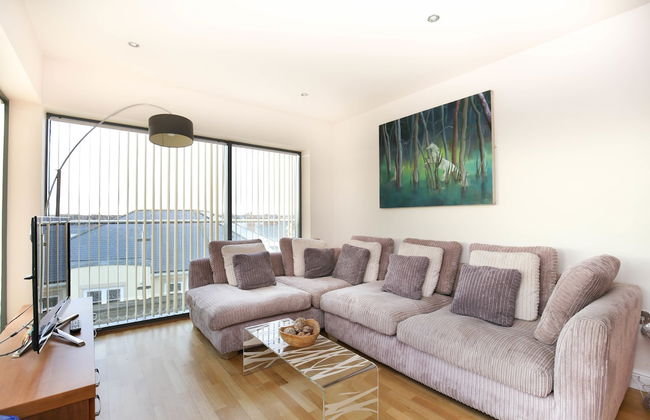 Fenwick Chambers - By Week2Week - Photo 12