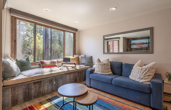 VIP Ski-In Ski-Out Northstar Ski Trails by Sierra Getaways - Photo 9