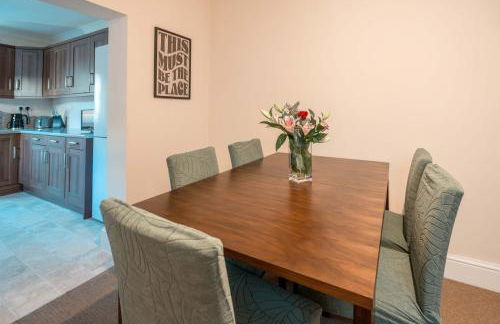 Spacious home 3 min from station - Photo 15