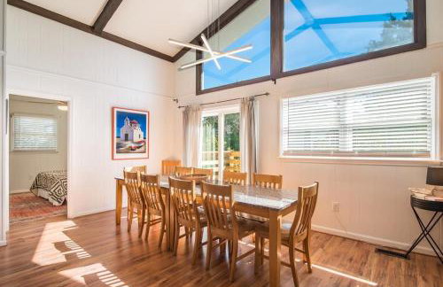 Cozy Beach House Steps from the Shore: 4 Bedroom - Foto 7