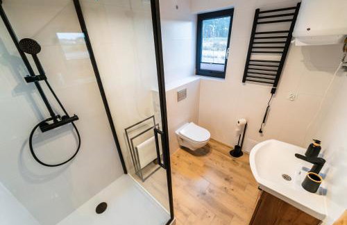 Nad brzozowym stawem - Foto 28