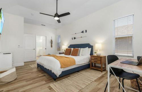 Lakeview Villa lovely pool home in gated community - Photo 21