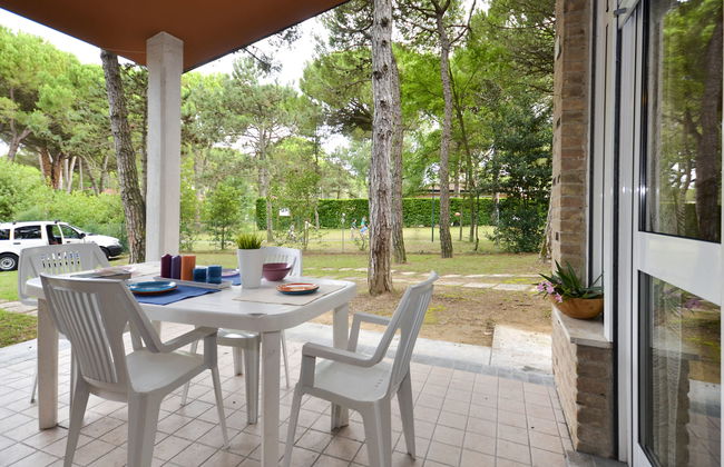4 bedroom House in Lignano Sabbiadoro with garden and terrace - Photo 2