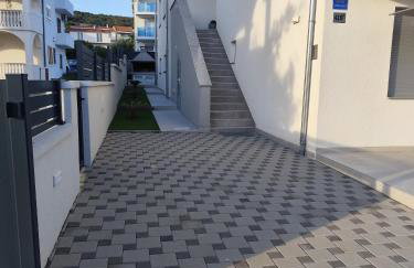 Four Stars Apartments - Foto 13