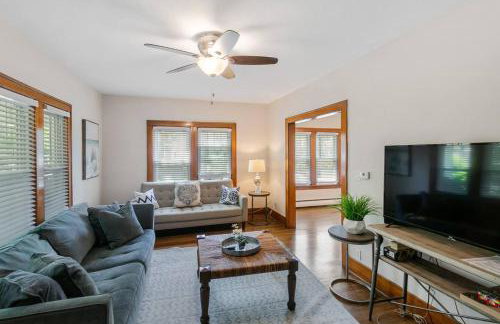 DT Libertyville Home With Arcade PacMan by Navy Base - Foto 1