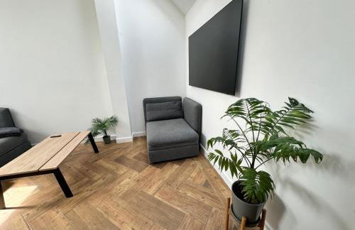 The garden house, separate entrance, free parking - Foto 2